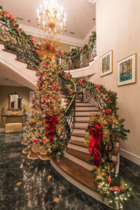 Yvette Patton's Christmas Trees professional decorating service Dallas